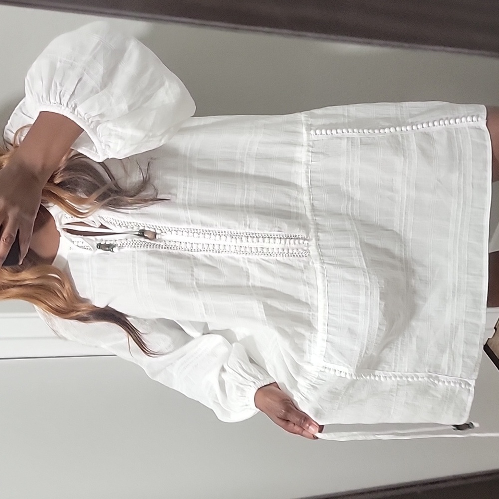 YFB | Elegant White Tunic Dress with Lace Detail - Picture 5 of 6